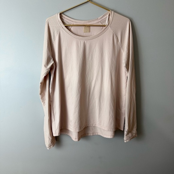 CALIA by Carrie Underwood Light Pink Long Sleeve Tee - Picture 1 of 7